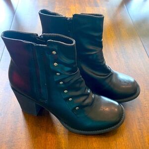 ❤️ Pierre Dumas black boot side zip women’s size 10 new without box